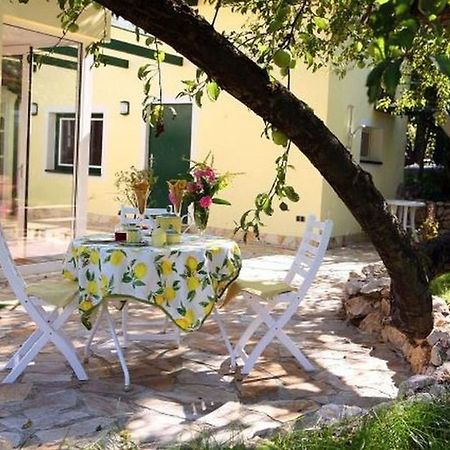 Romantic Cottage Pitten Exterior foto